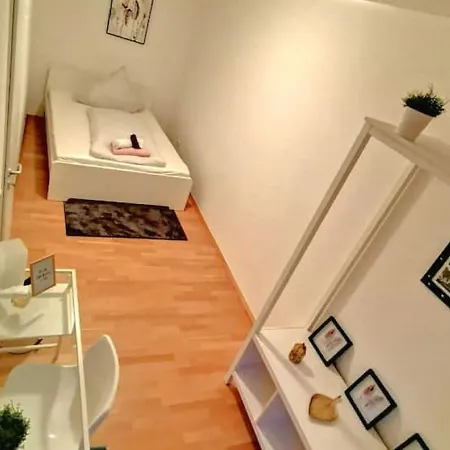 Captivating In Near City Centre Apartment Bonn